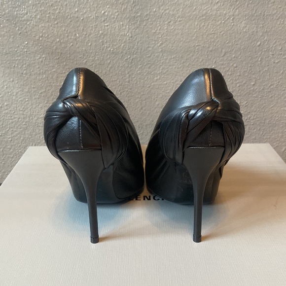 Balenciaga lamskin leather knife pumps - Picture 3 of 11